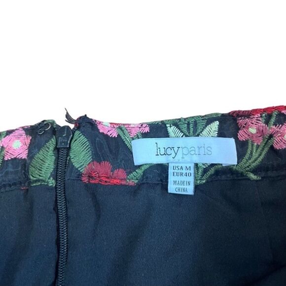 Lucy Paris NWOT Embroidered Floral Skirt - Picture 7 of 9